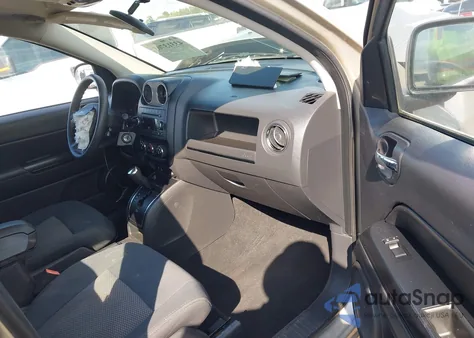 2010 Jeep Compass Sport z USA, uszkodzony, nr VIN 1J4NT4FBXAD561095